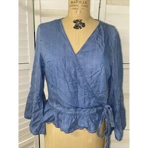 Haute Monde Top Women’s Blue Tencel Chambray V-Neck Waist Tie Cropped Flutter L